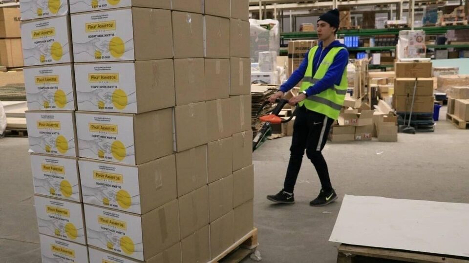 У кожному наборі є продукти першої необхідності