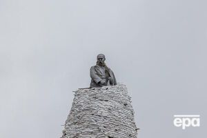 Тарас Шевченко лідирує в рейтингу найвидатніших українців, майже вдвічі випереджаючи чинного президента країни Володимира Зеленського