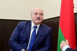 Лукашенко вважає, що ядерна зброя має бути "на складах"