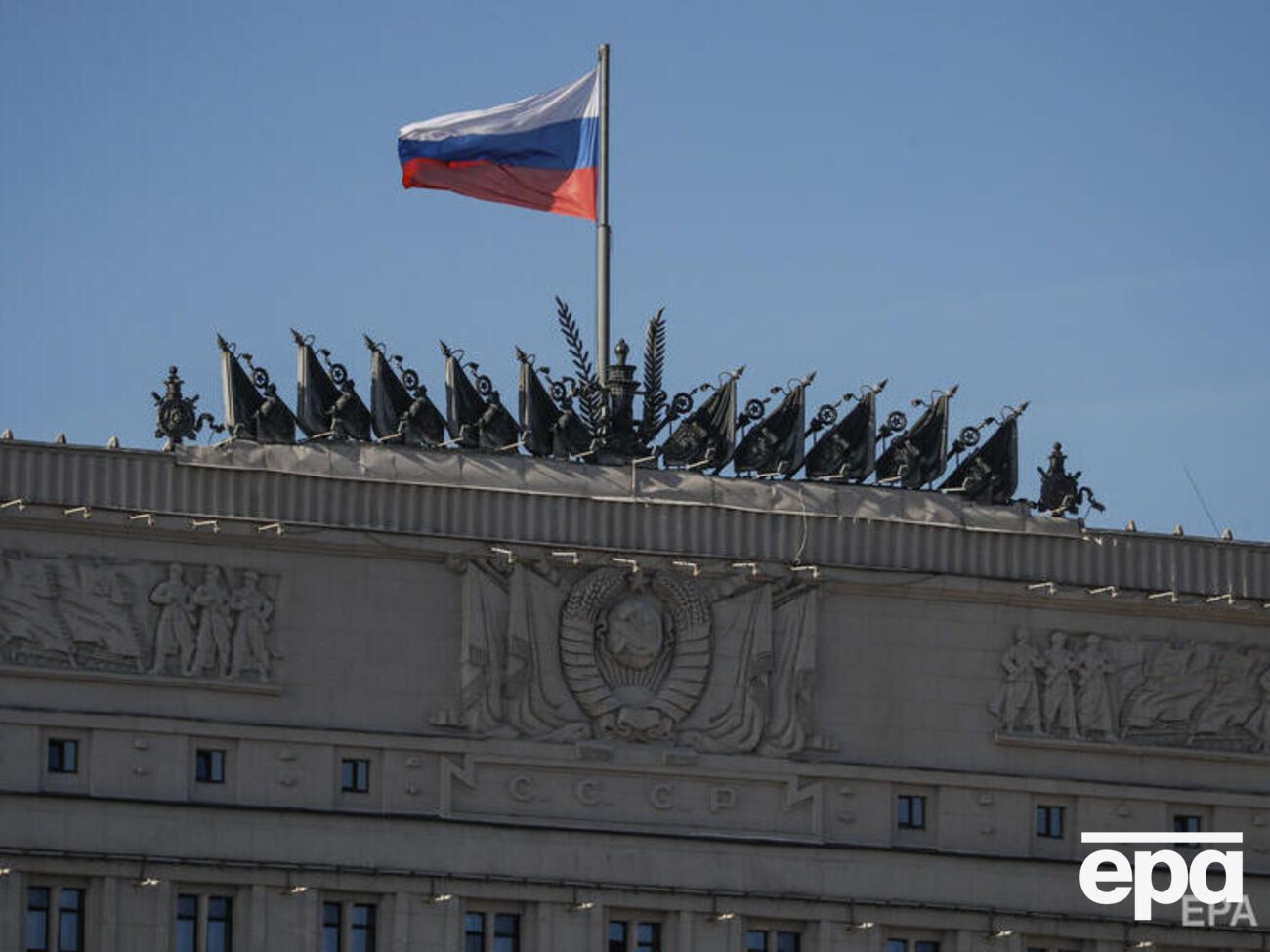 Всего в списки внесены 19 358 физических лиц и 4168 юридических лиц РФ