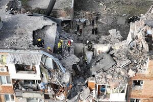 13 октября россияне атаковали ракетой жилой дом в Николаеве