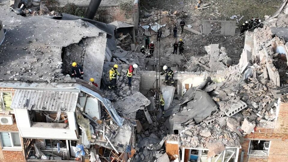 13 октября россияне атаковали ракетой жилой дом в Николаеве