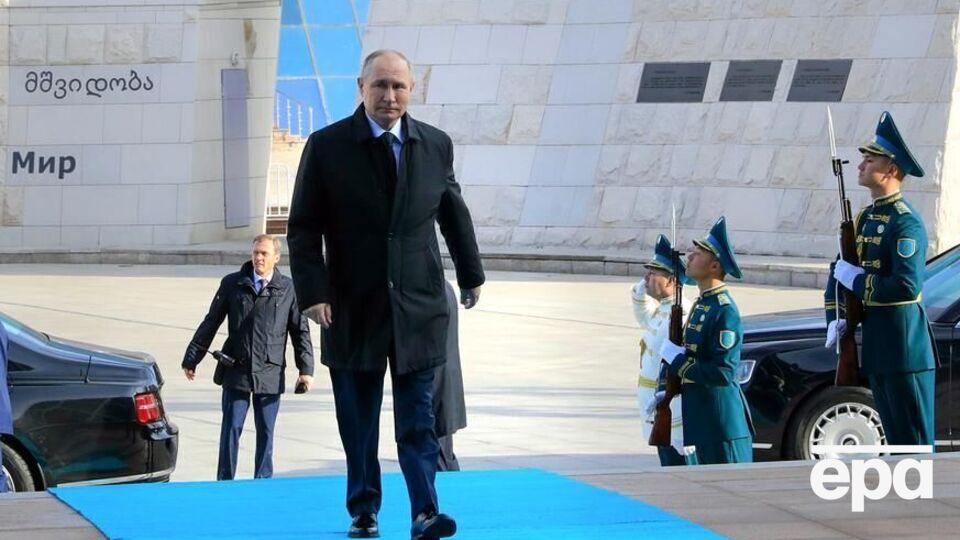 Есть много желающих решить "путинский вопрос", отметил Яковина