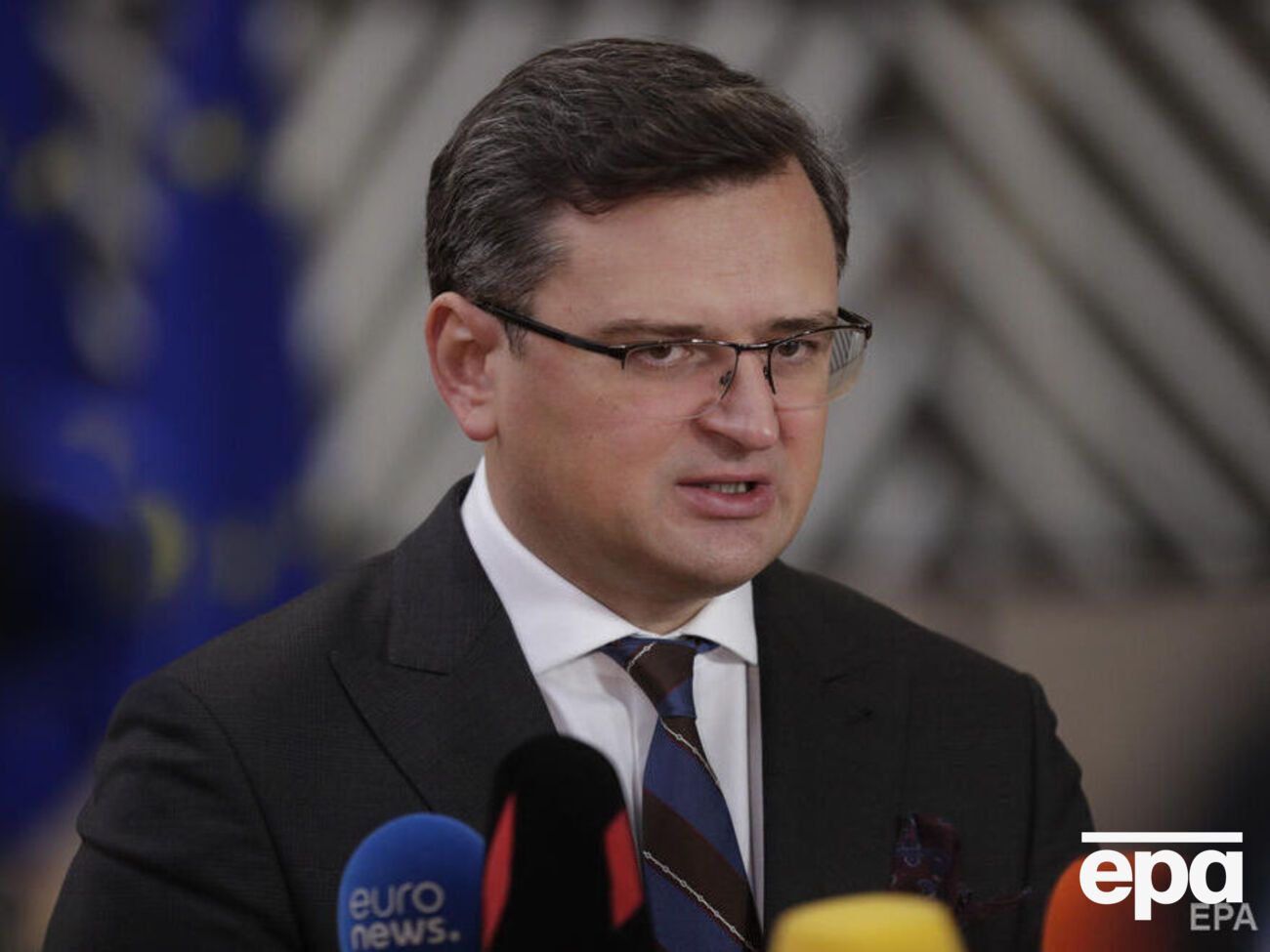 Залишаючись у Росії, компанії фінансують воєнні злочини та геноцид, вважає Кулеба