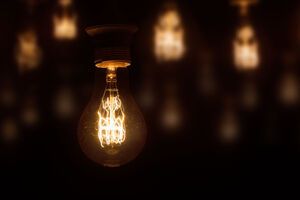 В "Укренерго" закликали обмежити споживання електроенергії у вечірній час