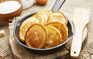 Кефир для приготовления оладий должен быть теплым