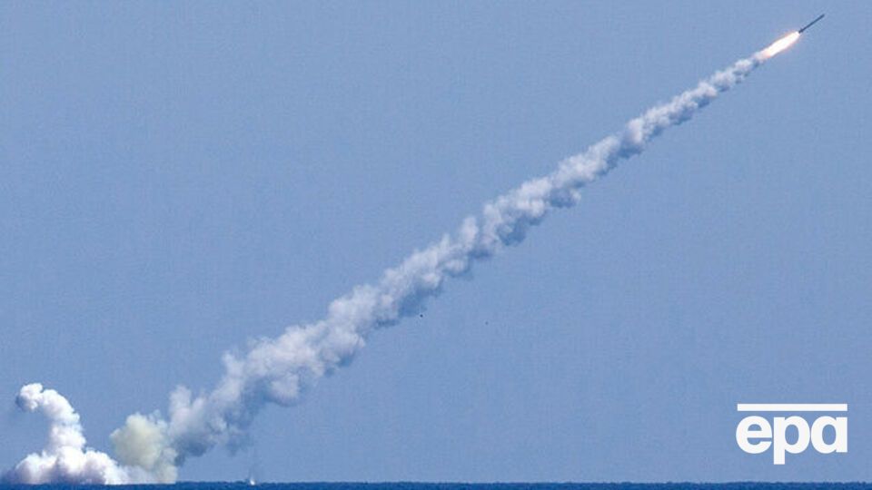 Предварительно, в сторону Украины выпущены 16 ракет