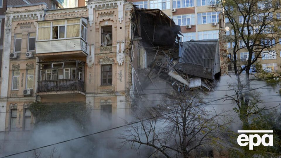 Унаслідок влучення дрона по житловому будинку загинуло троє людей