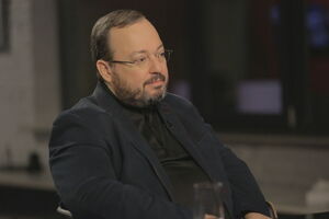 Белковский: Я думаю, что фактически война продлится до весны. Почему я так думаю? Не знаю. Это чисто интуитивное представление