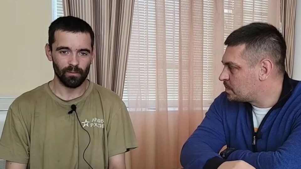 Росіянин (ліворуч) вирішив заробити грошей за участь у війні в Україні й розплатитися з боргами