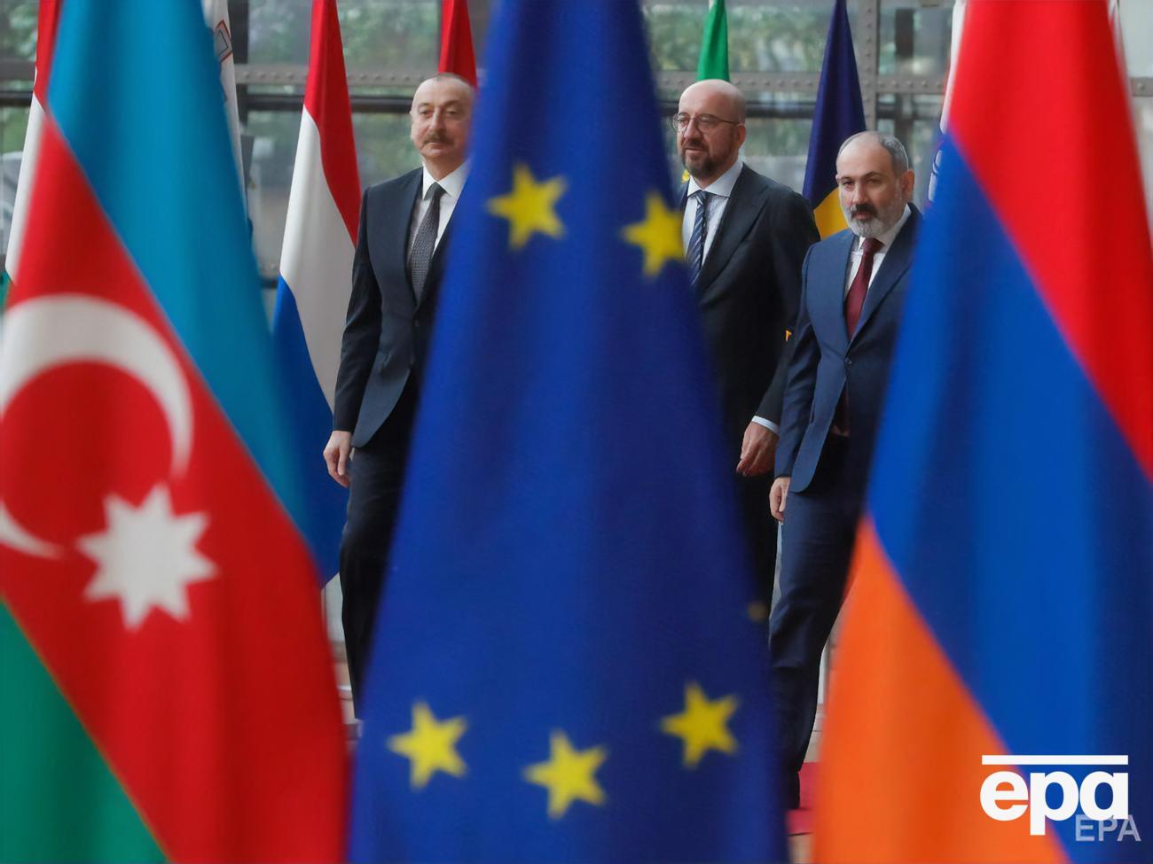 ЄС скерує місію на кордон Азербайджану та Вірменії, щоб сприяти "відновленню миру"