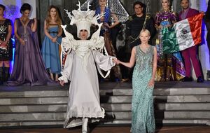 Дизайнер Козина создала наряд, вдохновившись киевским Домом с химерами, построенным в 1902 году польским архитектором Владиславом Городецким