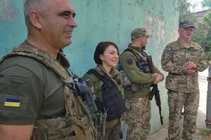 Ковальчук заявил, что сейчас соотношение потерь в боях на юге Украины – на одного бойца ВСУ 6,5 оккупанта. Для того чтобы оккупанты "посыпались", требуется 1:8