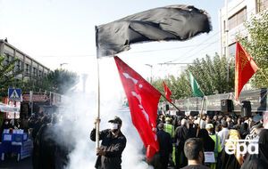 Вследствие силового разгона протестов в Иране погибло по меньшей мере 233 человека