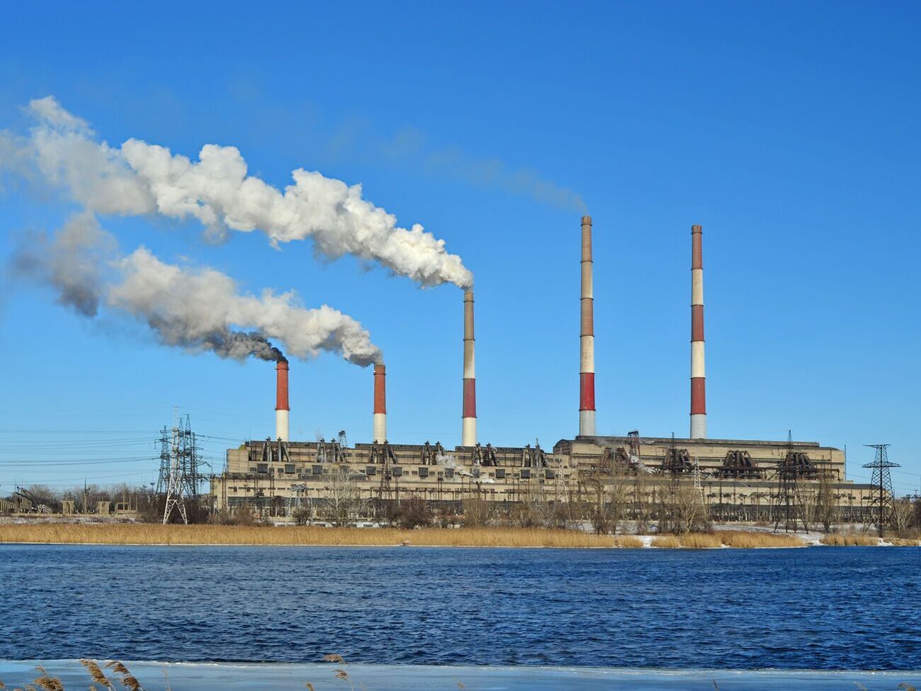 В "Укрэнерго" призвали украинцев бережливо потреблять электроэнергию