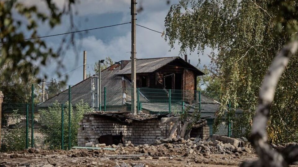 Окупант сподівається на нагороду за "оборону" зруйнованого його військами Лимана