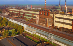 В первом полугодии этого года Никопольский завод ферросплавов, несмотря на войну, получил прибыль в 223 млн грн, подчеркивает "РБК-Украина"