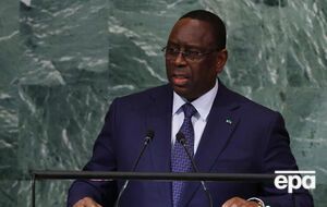 3 октября Кулеба встретился с президентом Сенегала Саллом (на фото)