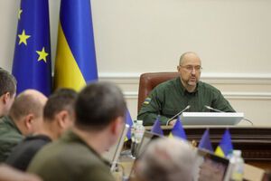 Шмыгаль: Российские войска продолжают свой террор и атаки на критическую инфраструктуру Украины