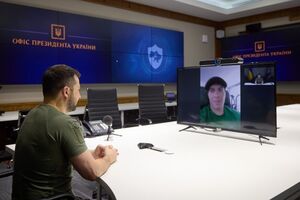 Усик розповів Зеленському, що 20 жовтня у Лос-Анджелесі проведе благодійний вечір та аукціон зі збору коштів на підтримку України