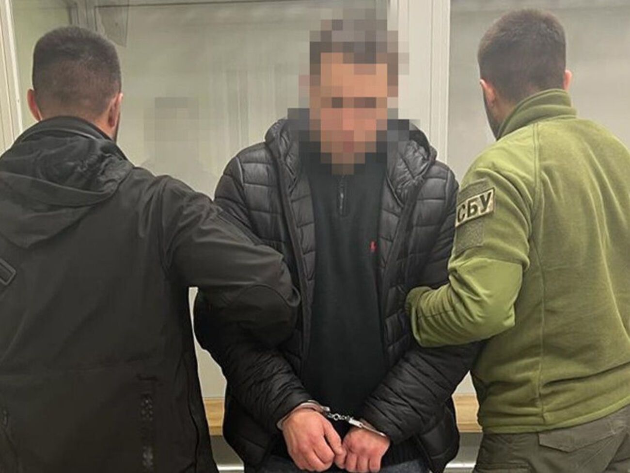 По информации СБУ, мужчина участвовал в карательных рейдах российских оккупантов