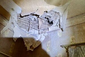 У Кривому Розі внаслідок ворожої атаки пошкоджено двоповерховий будинок