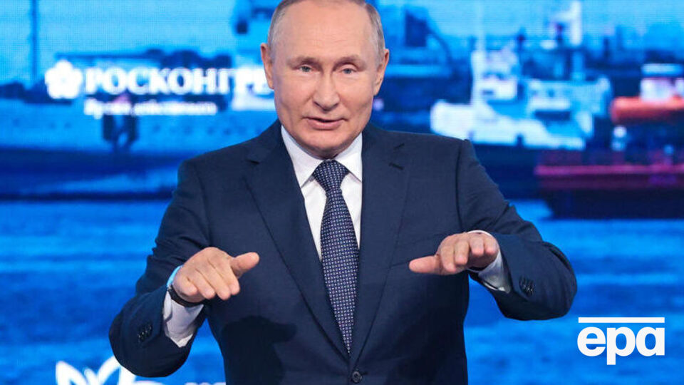 Путин незаконно вводит "военное положение" на территориях Украины, временно оккупированных Россией