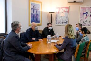 Никос Дендиас приехал в Киев и провел встречу в посольстве Греции