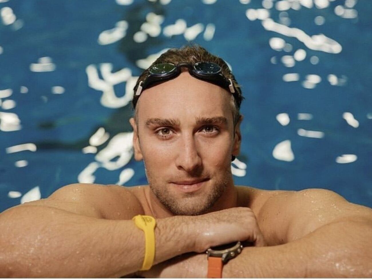 Часовое плавание сжигает столько же калорий, сколько бег трусцой, считает Иракли Макацария