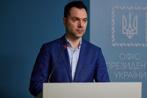 По данным Арестовича, Россия массово перебрасывает под Херсон мобилизованных, за два дня среди них – более 1500 погибших и раненых