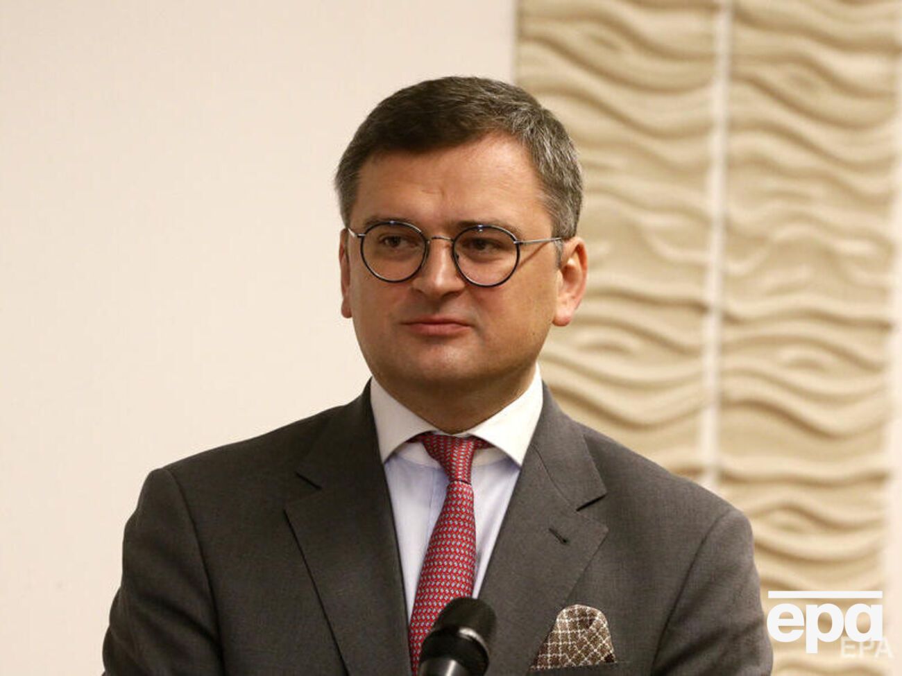 Кулеба: Є коаліція держав, яка веде певну лінію у відносинах з Іраном щодо цього питання, і ми продовжимо її вести