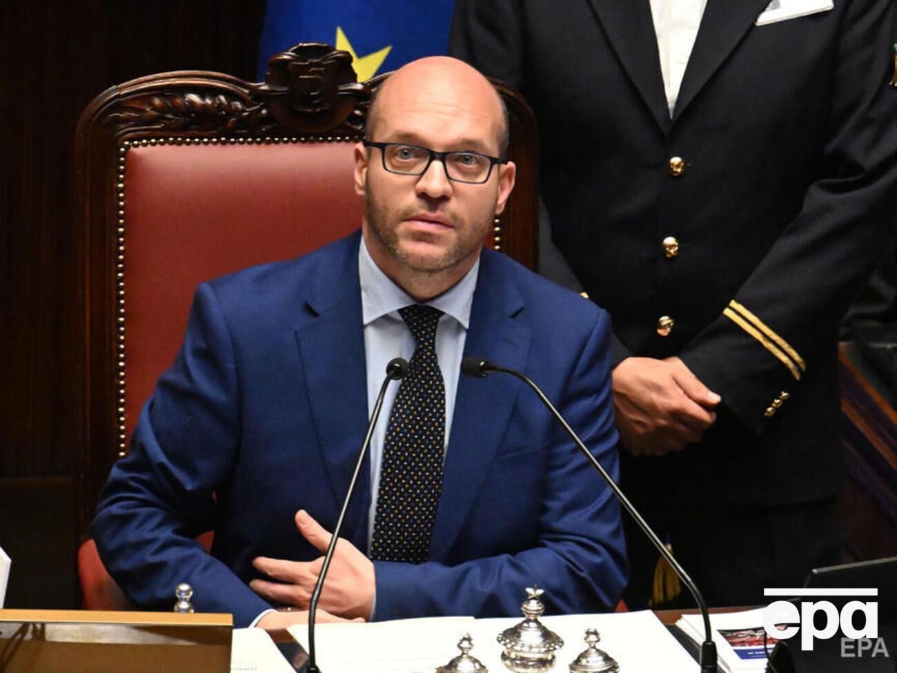 Фонтана считает, что в случае российских контрсанкций Европа может уступить РФ, потому что европейцы меньше привыкли страдать, чем россияне