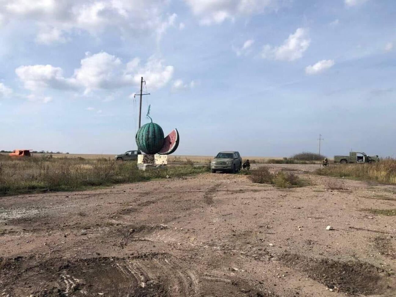 В пункте пропуска нужно предоставить личные данные и подробные объяснения причин выезда