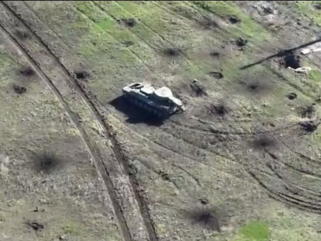 Установку остановили артиллерией, после чего она наехала на мину и была добита ударным дроном