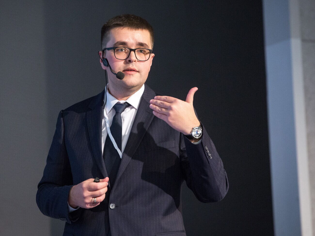 Белявский поддержал призыв властей и энергокомпаний по экономному потреблению электроэнергии, что способствует стабилизации энергосистемы