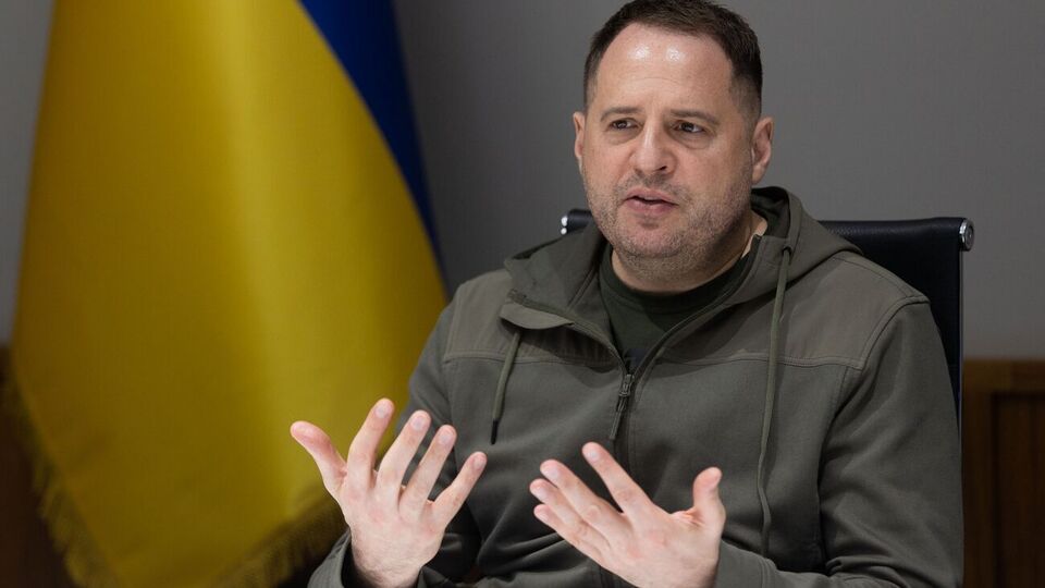 Ермак рассказал участникам встречи о массированных атаках российских оккупантов на Украину