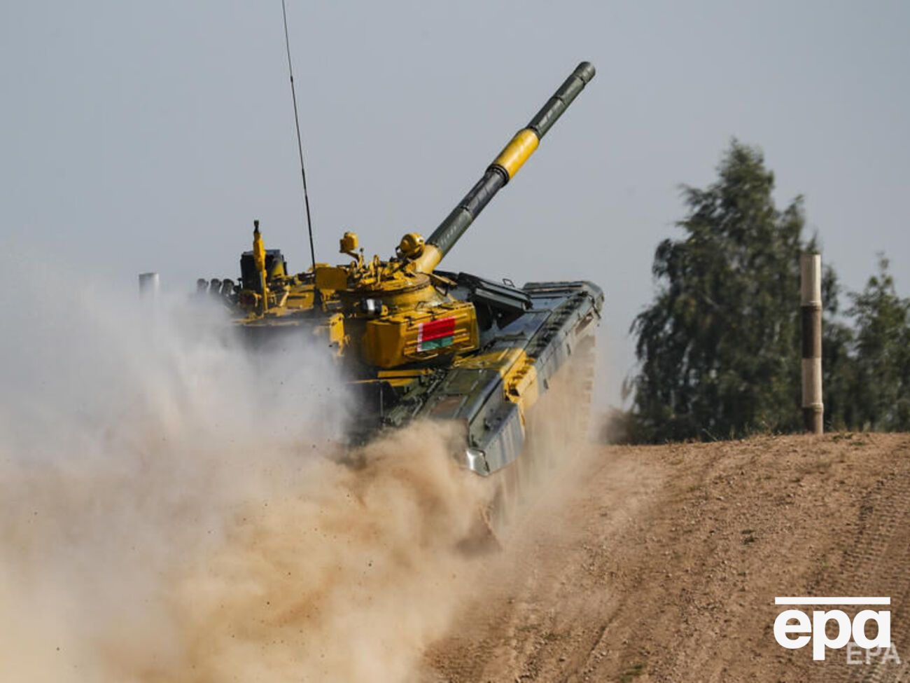 За інформацією британської розвідки, сили Білорусі, найімовірніше, зберігають мінімальні можливості для проведення складних операцій