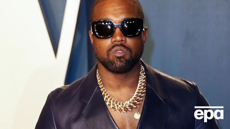 На сайте модного дома теперь нельзя купить вещи, созданные совместно с Канье Уэстом