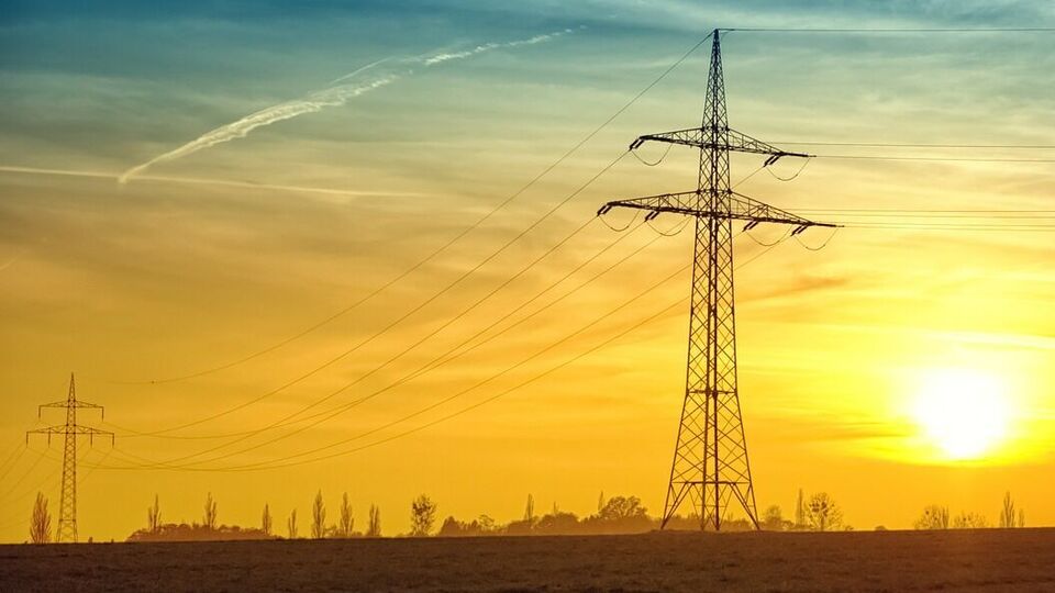 Більшість проблемних електроліній розташовані на окупованій території, зазначив прем'єр