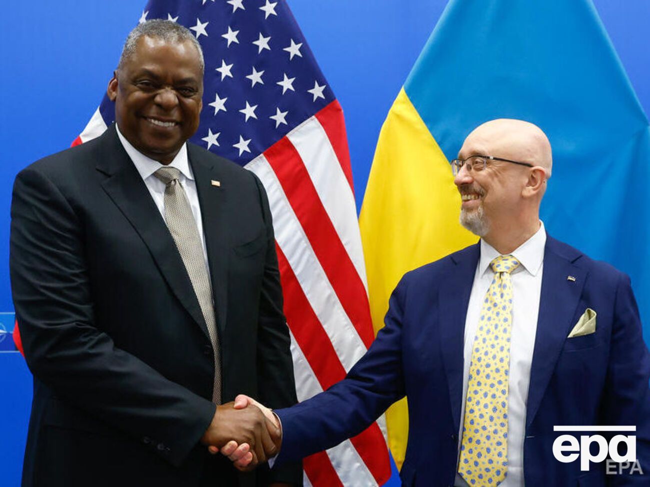 Остин и Резников на одной из встреч&nbsp;в формате "Рамштайн"&nbsp;