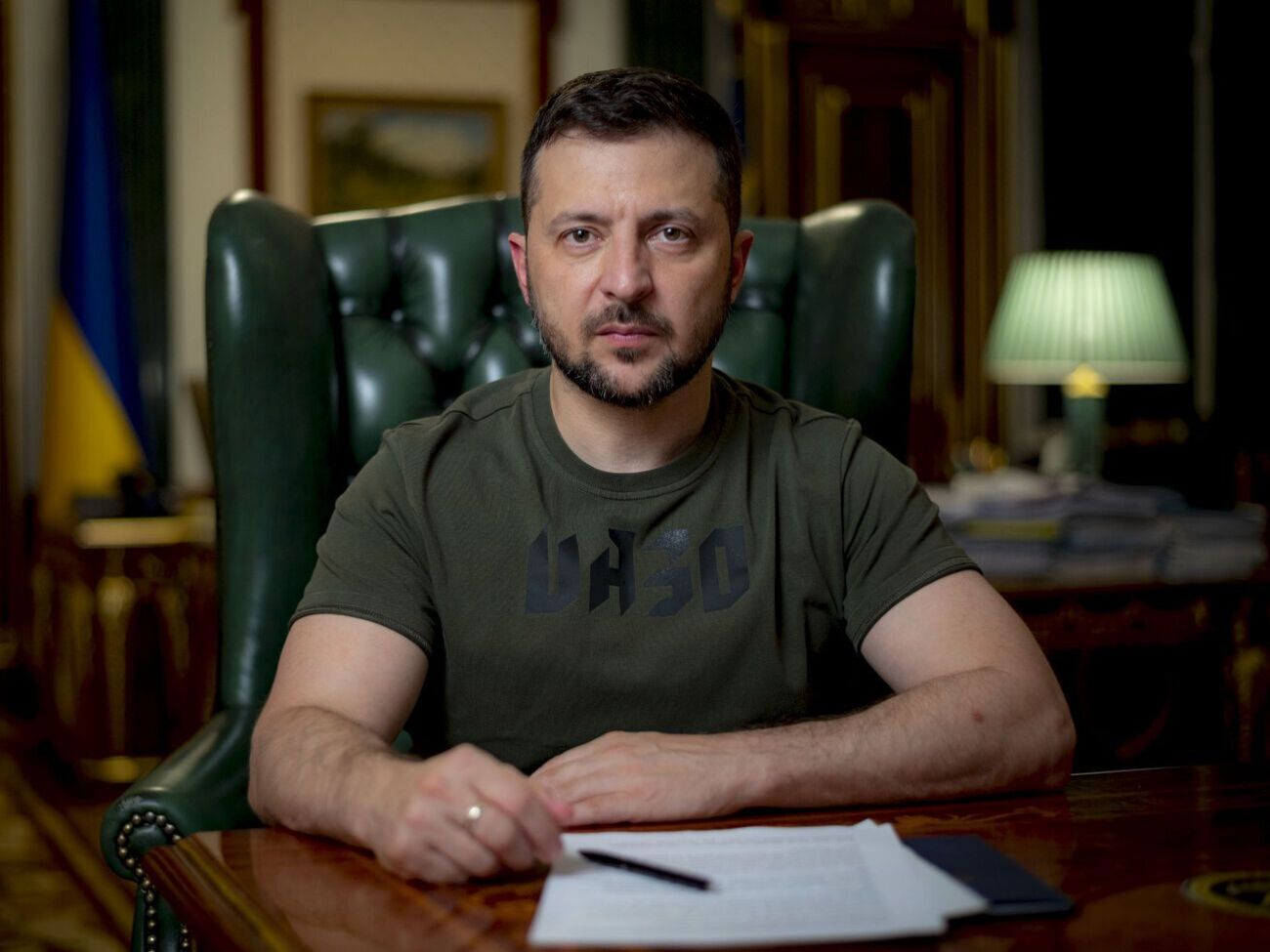 Зеленський підписав закон "Про внесення змін до ст. 1 закону України "Про військовий обов'язок та військову службу"