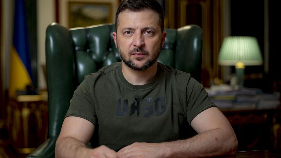 Зеленський підписав закон "Про внесення змін до ст. 1 закону України "Про військовий обов'язок та військову службу"