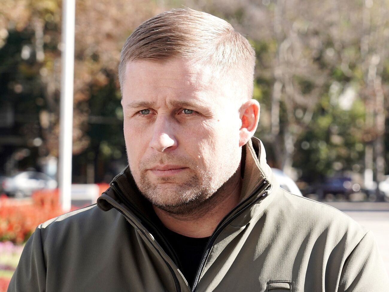 По словам Марченко, коммунальные службы и ГСЧС уже ликвидируют последствия ударов