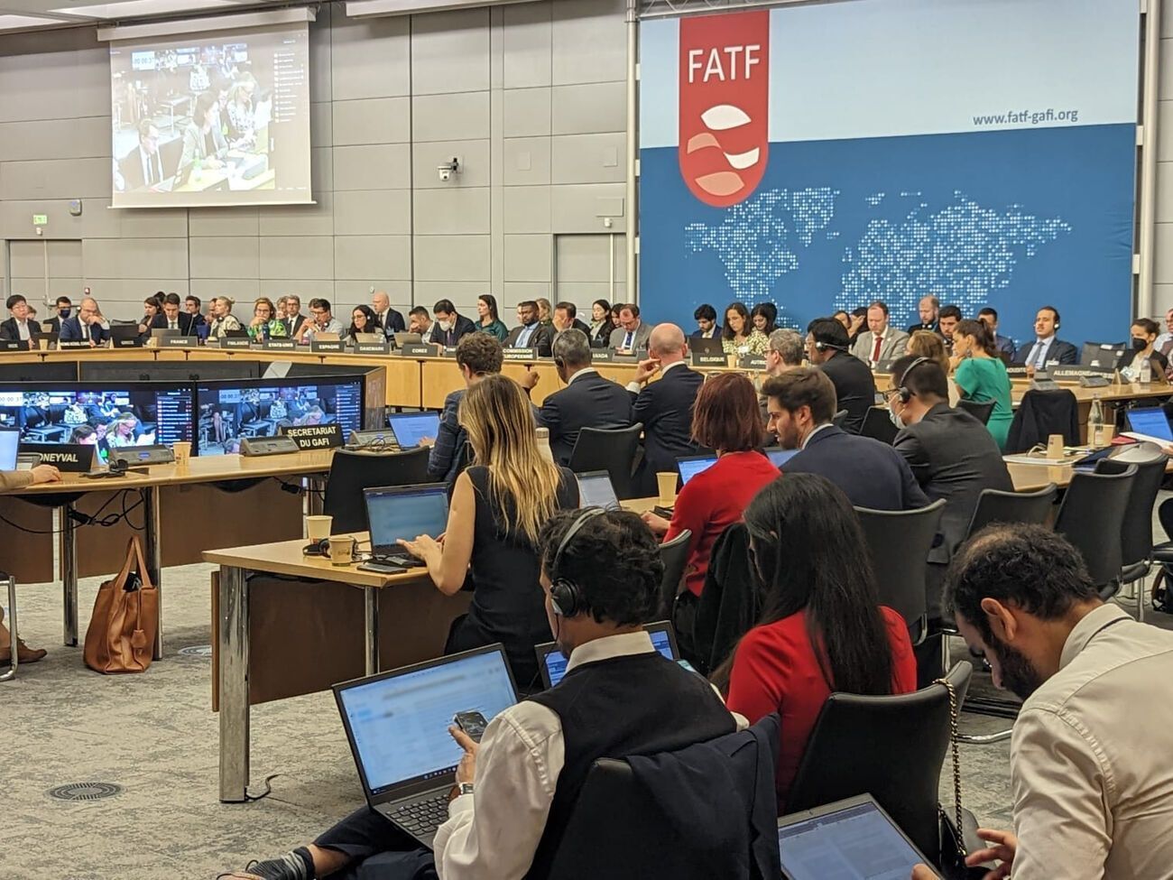 Действия России нарушают базовые принципы FATF, отметили в организации