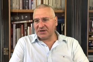 Фейгін про Росію: Не можна виграти в усього світу. Це неможливо