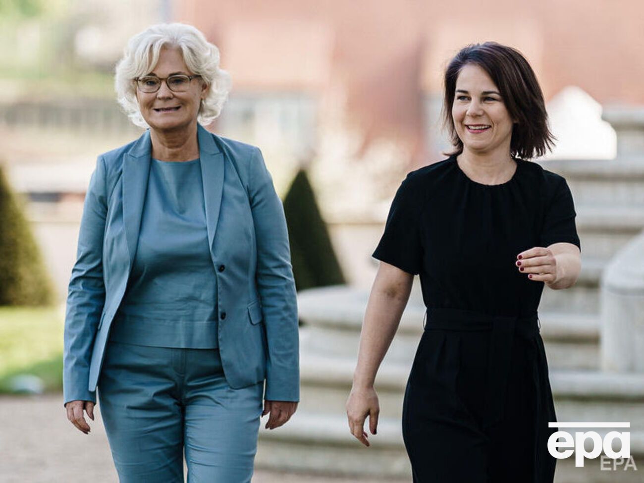 Ламбрехт і Бербок хочуть збільшити допомогу Україні із &nbsp;&euro;697 млн до&nbsp;&euro;2,2 млрд