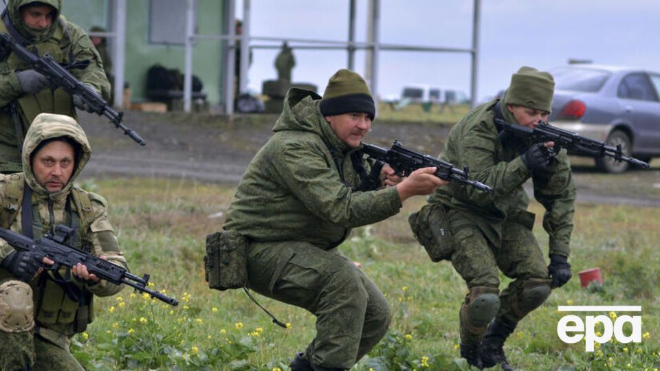 Російських "мобіків", які після прибуття на передову відмовилися воювати, затримали у Кремінній, зазначив Гайдай