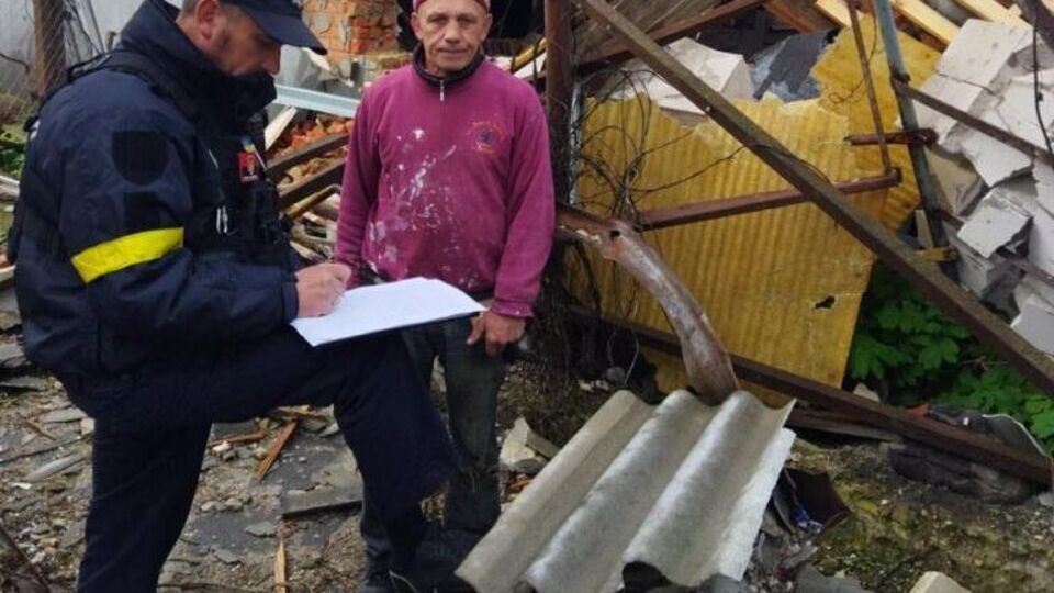 Правоохранители регистрируют военные преступления оккупантов на освобожденных территориях Харьковской области, отметили в полиции региона