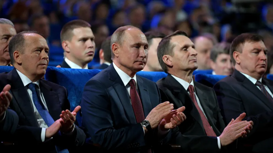 В оточенні Путіна ніхто поки що не наважується виявляти нелояльність до російського президента, який веде війну в Україні, вважає Гудков