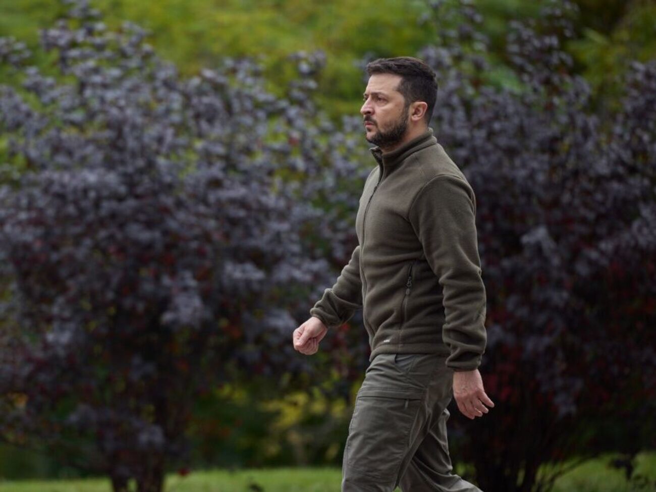 Зеленський підкреслив, що українцям, як і раніше, варто дуже свідомо споживати електрику